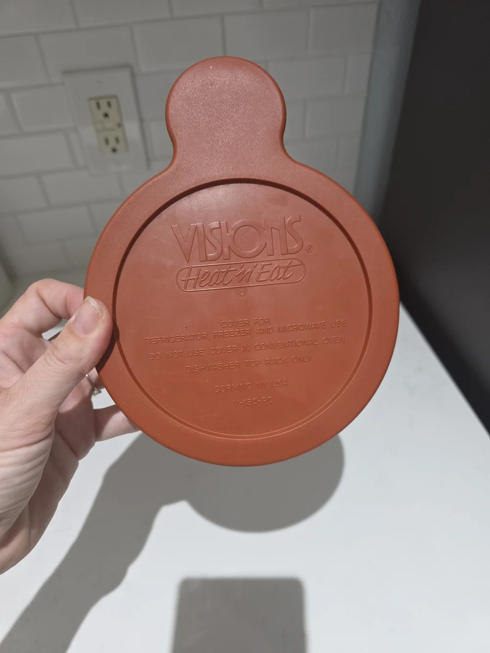 Corningware Brown Round Microwave Heat'n Eat  With Lid